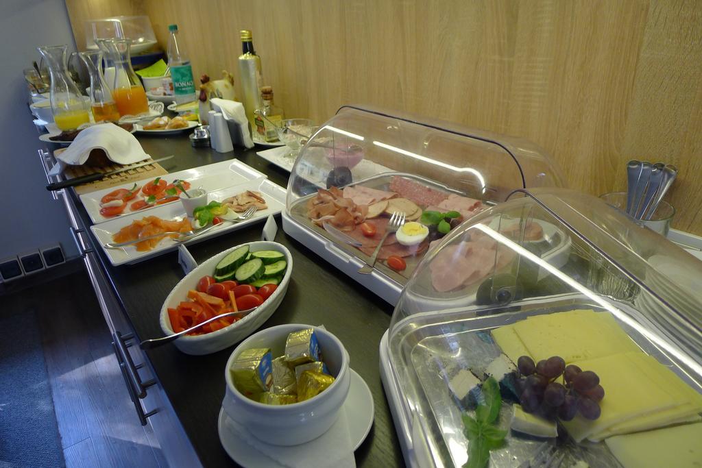 Hotel Mercedes City Bonn Zewnętrze zdjęcie
